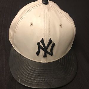Original 59fifty leather Yankees SnapBack